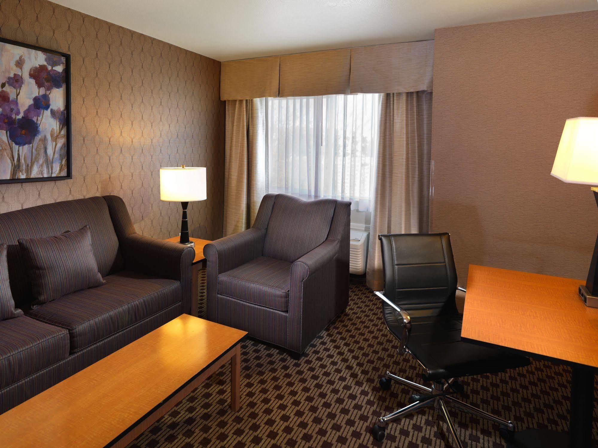 Crystal Inn Hotel & Suites - West Valley City Ngoại thất bức ảnh